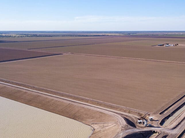 Dams for floodplain harvesting